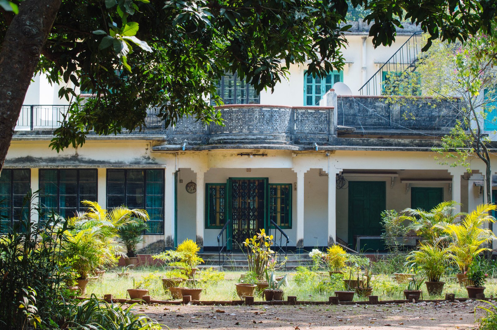 Pratichi_-_The_house_of_Nobel_laureate_Amartya_Sen_in_Shantiniketan,_Bolpur
